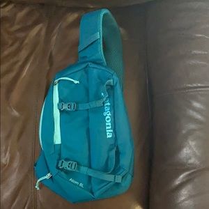 Patagonia Atom Sling 8L